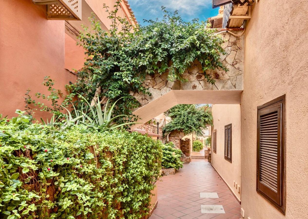 Residence A Golfo Di Marinella A 450 Mt Dal Mare Экстерьер фото
