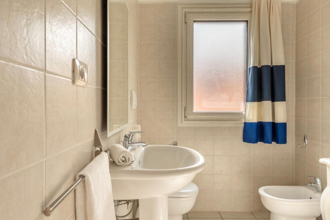 Residence A Golfo Di Marinella A 450 Mt Dal Mare Экстерьер фото