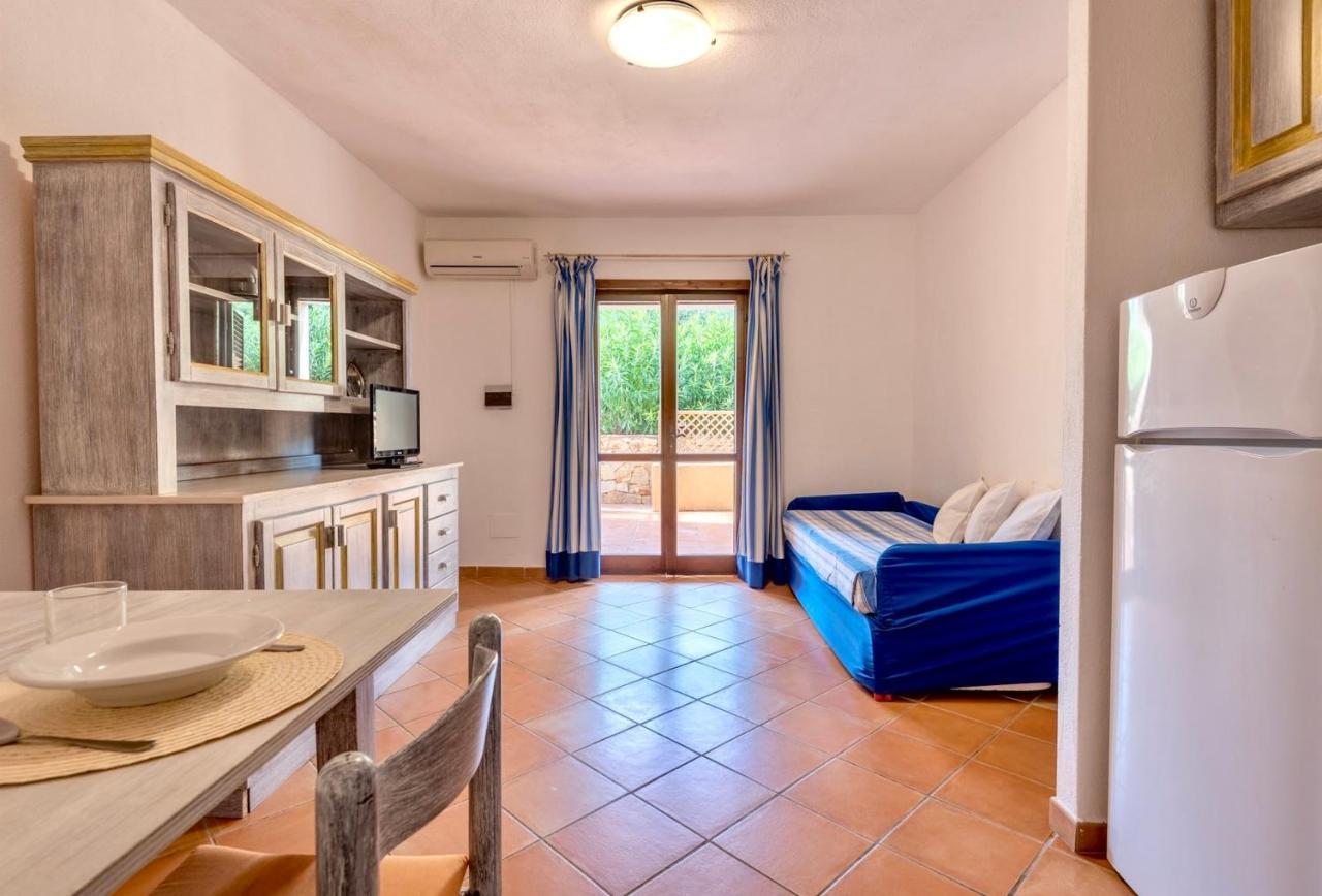 Residence A Golfo Di Marinella A 450 Mt Dal Mare Экстерьер фото