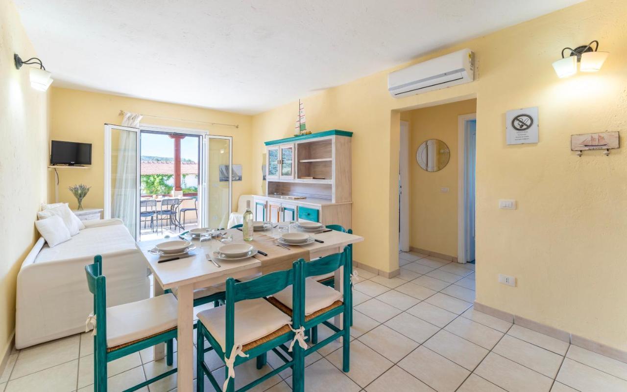 Residence A Golfo Di Marinella A 450 Mt Dal Mare Экстерьер фото
